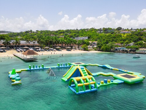 Sunset at ArecaHomes~ Beach Access~ Pool & Water Park