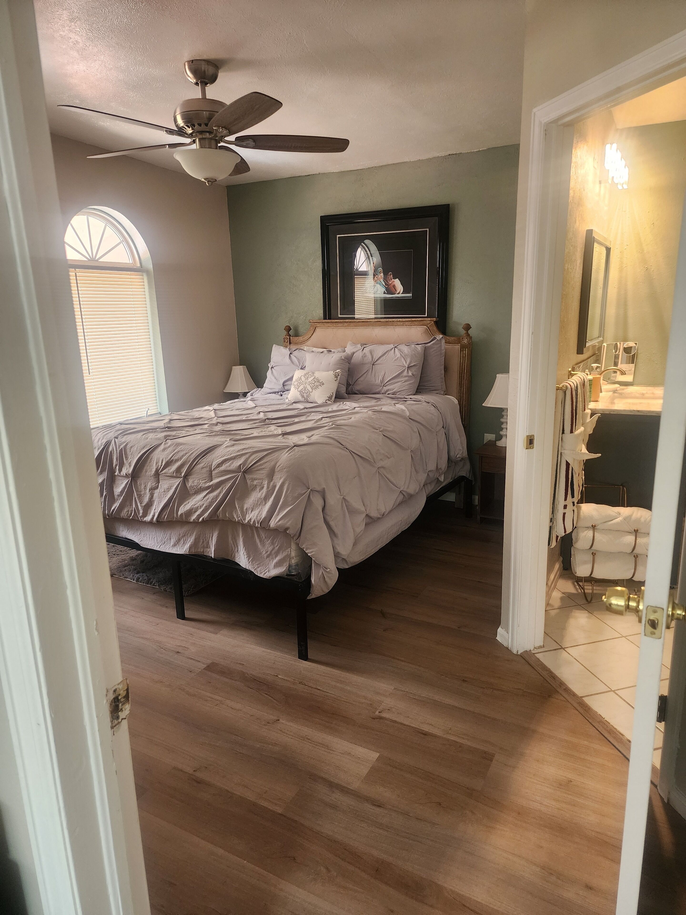 3-bedroom house in serene Denver with WiFi