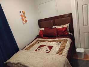 4 soverom, strykejern/-brett, wi-fi (inkludert) og sengetøy