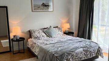 4 bedrooms, iron/ironing board, travel cot, free WiFi