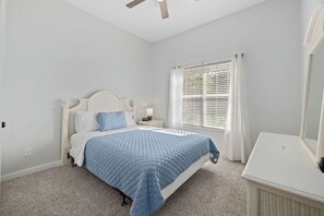 3 Schlafzimmer, Bügeleisen/Bügelbrett, Reisekinderbett, WLAN