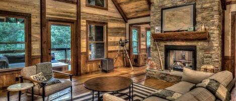 المنشأة من الداخل