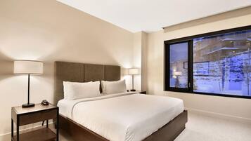 1 bedroom, travel crib, free WiFi, bed sheets