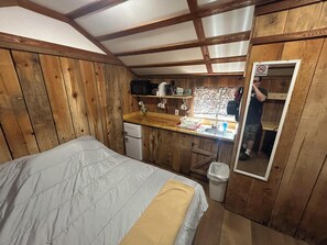 WiFi, bed sheets - Cabin #5 - Studio - No Fireplace (Gila County)