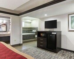 遮光窗帘、隔音、熨斗/熨衣板、免费 WiFi