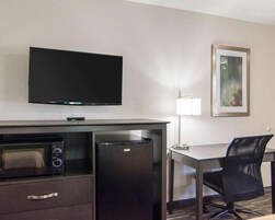 遮光窗帘、隔音、熨斗/熨衣板、免费 WiFi