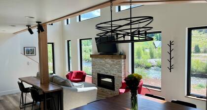 Beautiful Views on the Animas river in Silverton