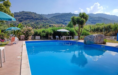 Awesome apartment in Nocera Terinese