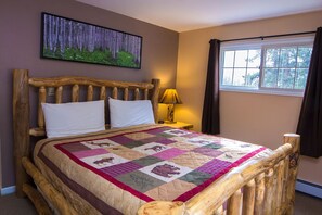 1 slaapkamer, een strijkplank/strijkijzer, gratis wifi, beddengoed