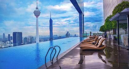 Fantastic 8-bedroom apartment with WiFi in Kuala Lumpur