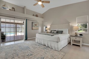 4 quartos, Wi-Fi de cortesia, roupa de cama