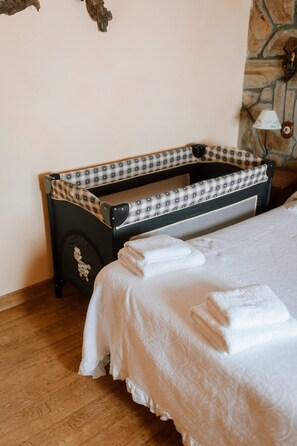 5 habitaciones, wifi gratis y ropa de cama 