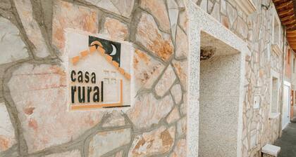 Country House 'El Cañico' with Mountain View, Private Terrace and Wi-Fi