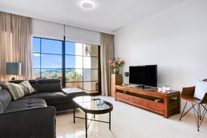 TV - Apartment 'Gadea 11-2' with Sea View, Wi-Fi and Air Conditioning (Altea)