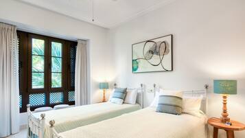 2 habitaciones, tabla de planchar con plancha y wifi gratis