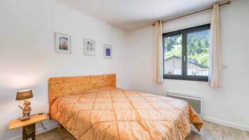 3 dormitorios, wifi gratis, ropa de cama