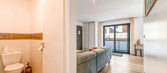 Apartment 'Aux Pieds Des Pistes - Appt A' with Mountain View, Wi-Fi and Air Conditioning