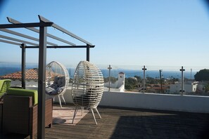 Terrace/patio - Exclusive private home with 180° ocean view (Ensenada)