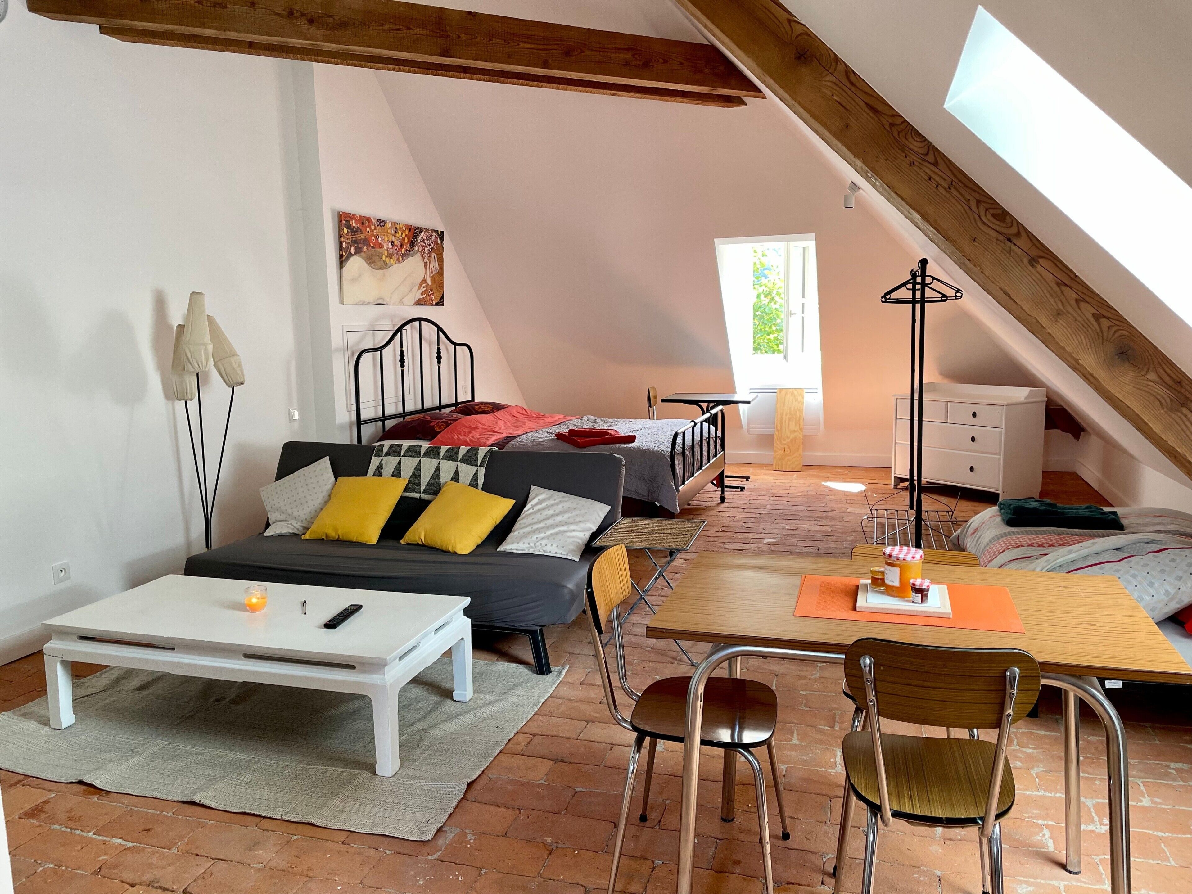 1 bedroom, iron/ironing board, free WiFi, bed sheets