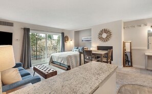 Iron/ironing board, free WiFi, bed sheets - "Creative Licenses" - Riverfront Luxury In Downtown Bend. Pool and Hot Tub. (Bend)