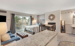 Iron/ironing board, free WiFi, bed sheets - Riverfront Luxury In Downtown Bend. Pool/Hot Tub. (Bend)