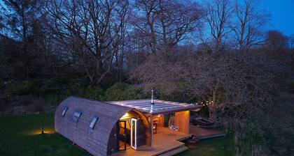 Ensuite Glamping Cabin with Swedish Wood Fired Tub