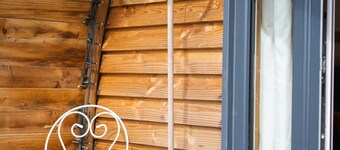 Accessible Ensuite Heated Wooden Cabin