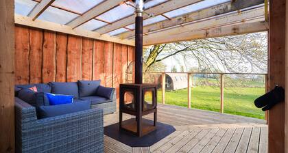 Accessible Large Wooden Cabin with Hot Tub