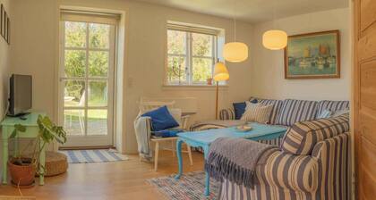 Lovely summer house 450 meters from the sea