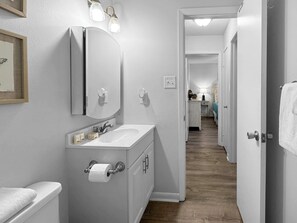 シャワー、タオル