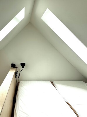 2 bedrooms, free WiFi