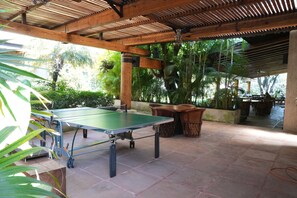 บริเวณภายนอก