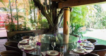Zapote House