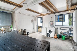 Interior - Modern house with space for relaxation (Aakirkeby)