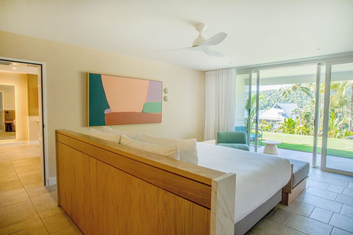 The Sundays Terrace room | Minibar, cribs (free), WiFi (free), bed sheets