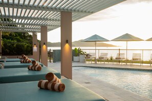 Piscine extérieure