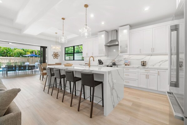 Fridge, microwave, oven, stovetop - NEW! Luxe Home w/ 3 Kings, Pool & Spa, Bikes, BBQ (Naples)