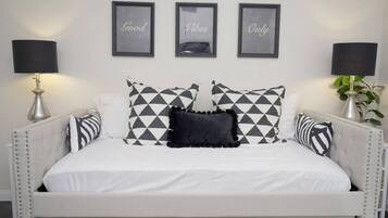 1 soverom, strykejern/-brett, wi-fi og sengetøy