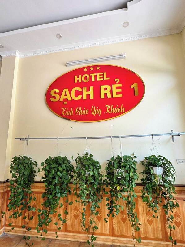 Front of property - Hotel Sach Re 1 (Ninh Binh)
