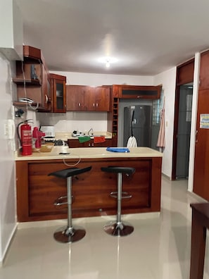 Microwave, oven, stovetop, coffee/tea maker