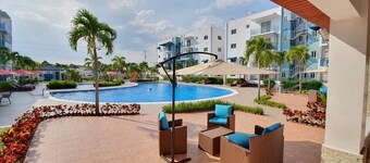 3 bedroom apartment  with WiFi, AC Netflix in Santiago