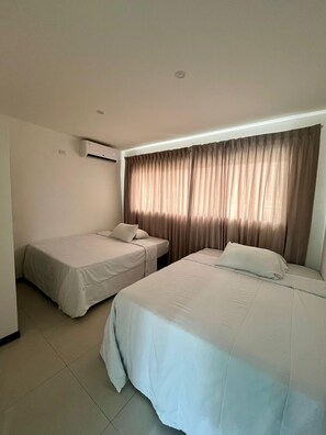 2 bedrooms, free WiFi, bed sheets - Villa with excellent location in El Coco. Ideal for families or large groups (Guanacaste Province)