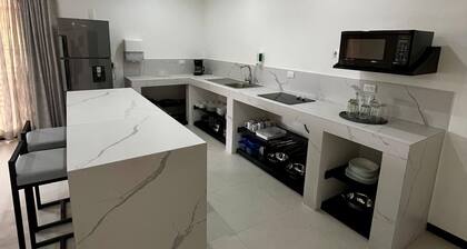 Villa with excellent location in El Coco. Ideal for families or large groups