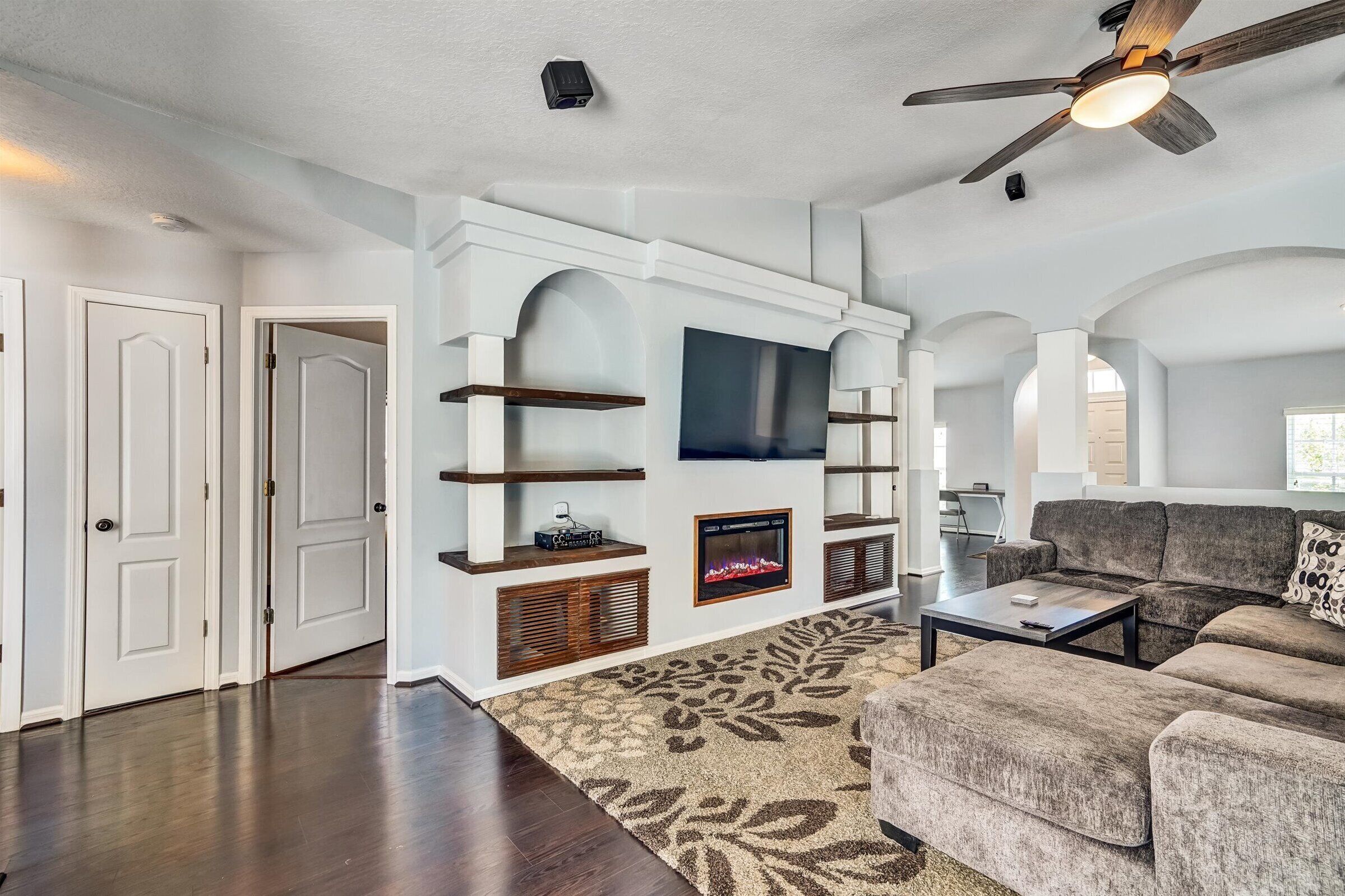Tampa Paradise For All Occasions - Riverview, FL