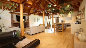 Smart TV 60-inci dengan saluran TV digital