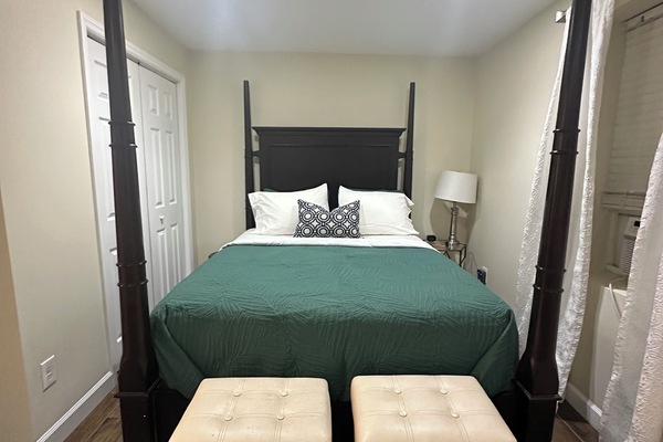 1 bedroom, iron/ironing board, WiFi, bed sheets