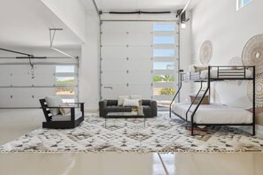 4 bedrooms, iron/ironing board, travel crib, free WiFi