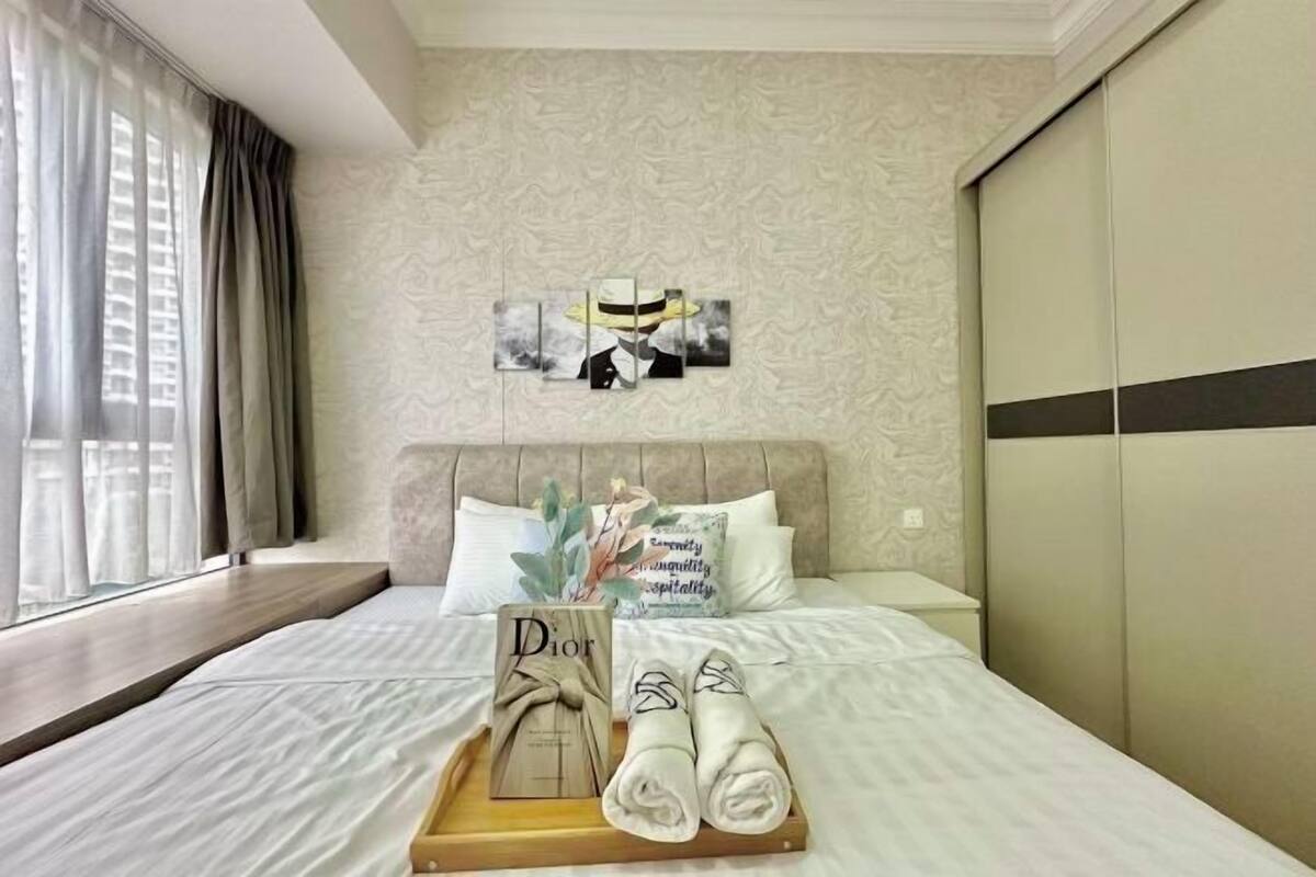 3 bedrooms, iron/ironing board, free WiFi, bed sheets