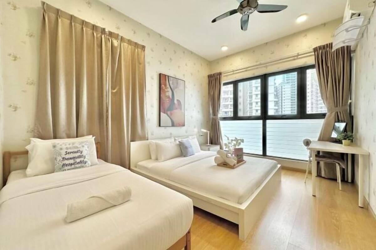 3 bedrooms, iron/ironing board, free WiFi, bed sheets