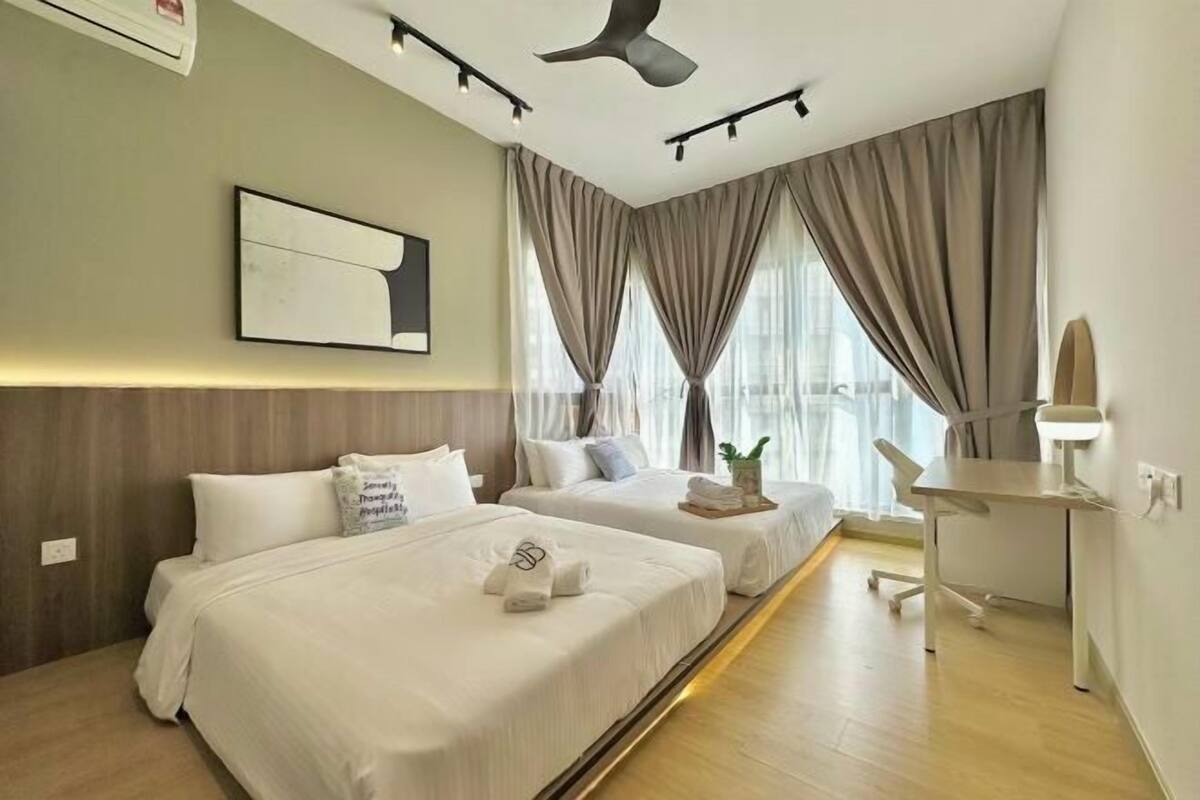 Fer et planche à repasser, Wi-Fi gratuit, draps fournis